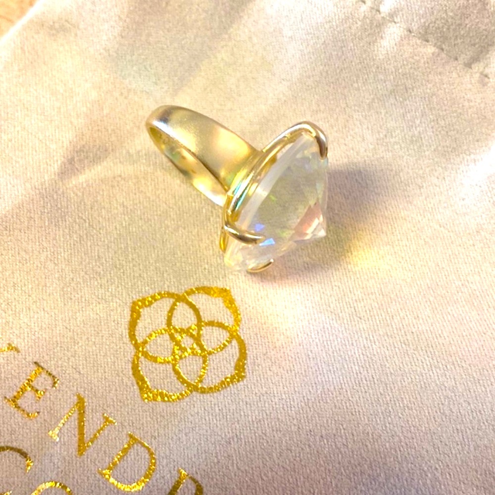 Kendra Scott Jolie Breathtaking.                Gold Dichroic Cocktail Ring
Sz 6 - Picture 5 of 8